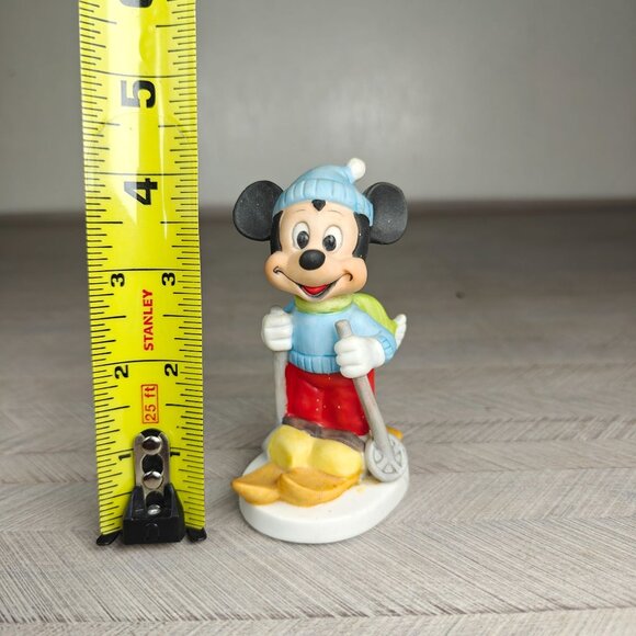 Vintage Walt Disney Productions Mickey Mouse Skiing Figurine Ceramic - Picture 6 of 6